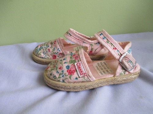 CIENTA TODDLERS SHOES SZE 4 AUS 20 EU FLORAL STUD FASTENING MADE SPAIN - Picture 4 of 7