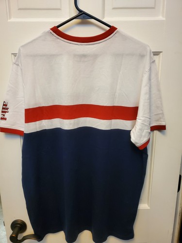 Disney Mickey Mouse Red White Blue Americana Patriotic T-Shirt XL - Picture 2 of 2