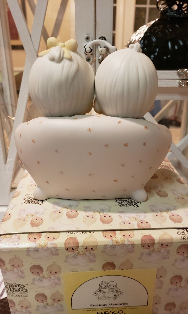 PreciousMemories　シュヴィ　サイン VINTAGE*** Precious Moments Figure, 