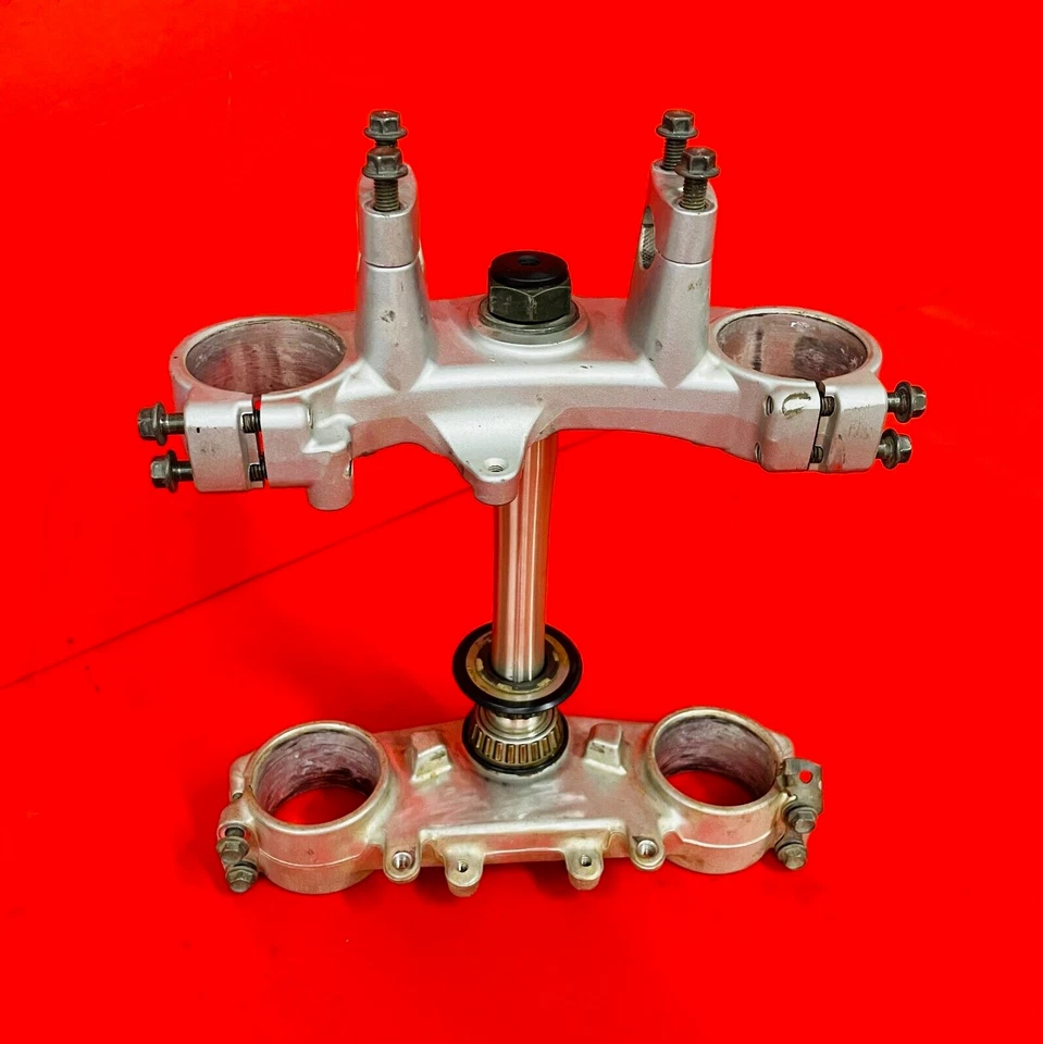 YZ250F Triple Abrazaderas Árboles Genuino OEM YAMAHA YZ WR 250 F 2003-2004 Foto 2 de 4