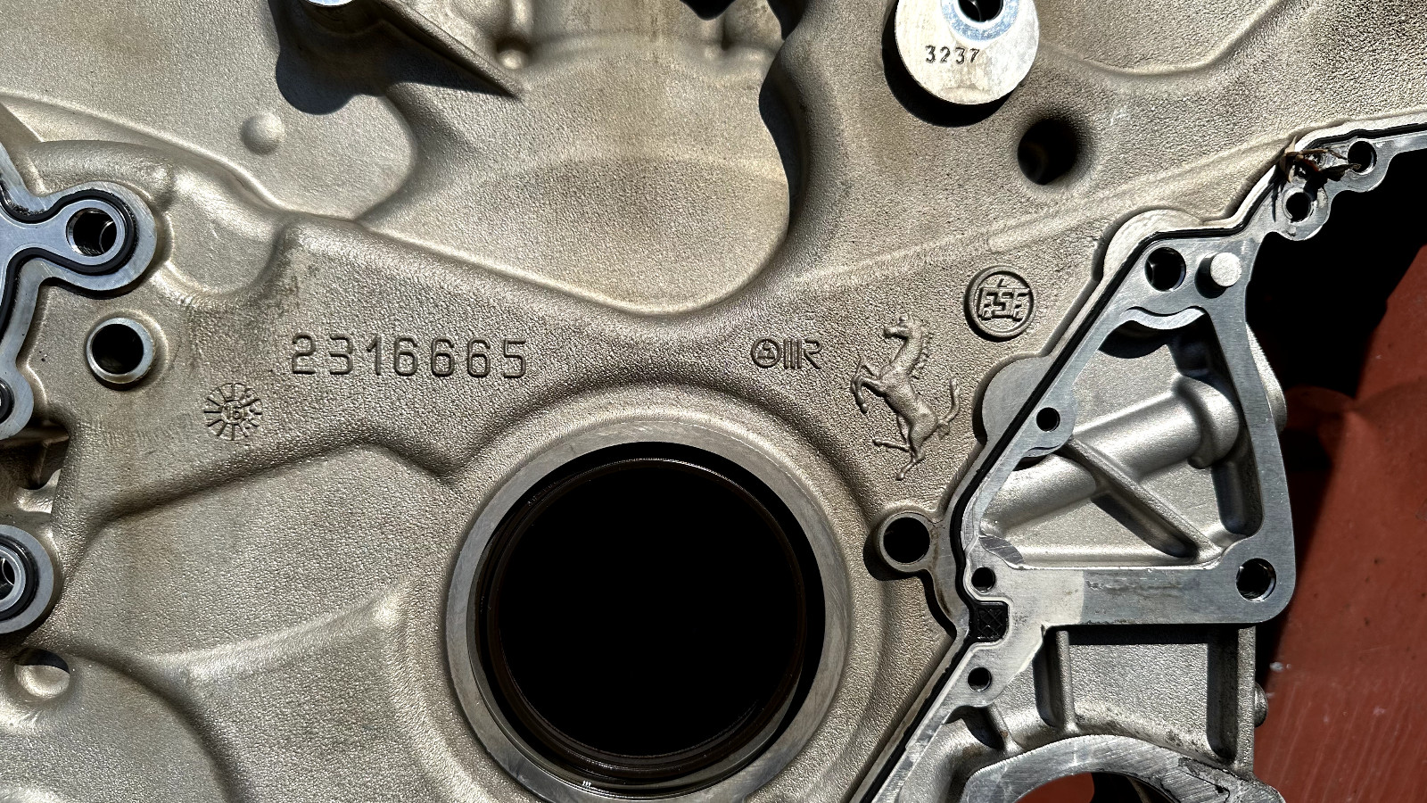 Ferrari 488 GTB Spider  REAR TIMING COVER 316665  321237 OEM