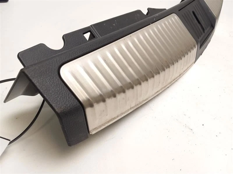 Nissan Murano 2010 umbral del maletero placa de desgaste cubierta de cierre Foto 2 de 4