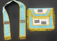 IRISH PROVINCIAL BULLION WIRE LAMBSKIN APRON AND COLLAR