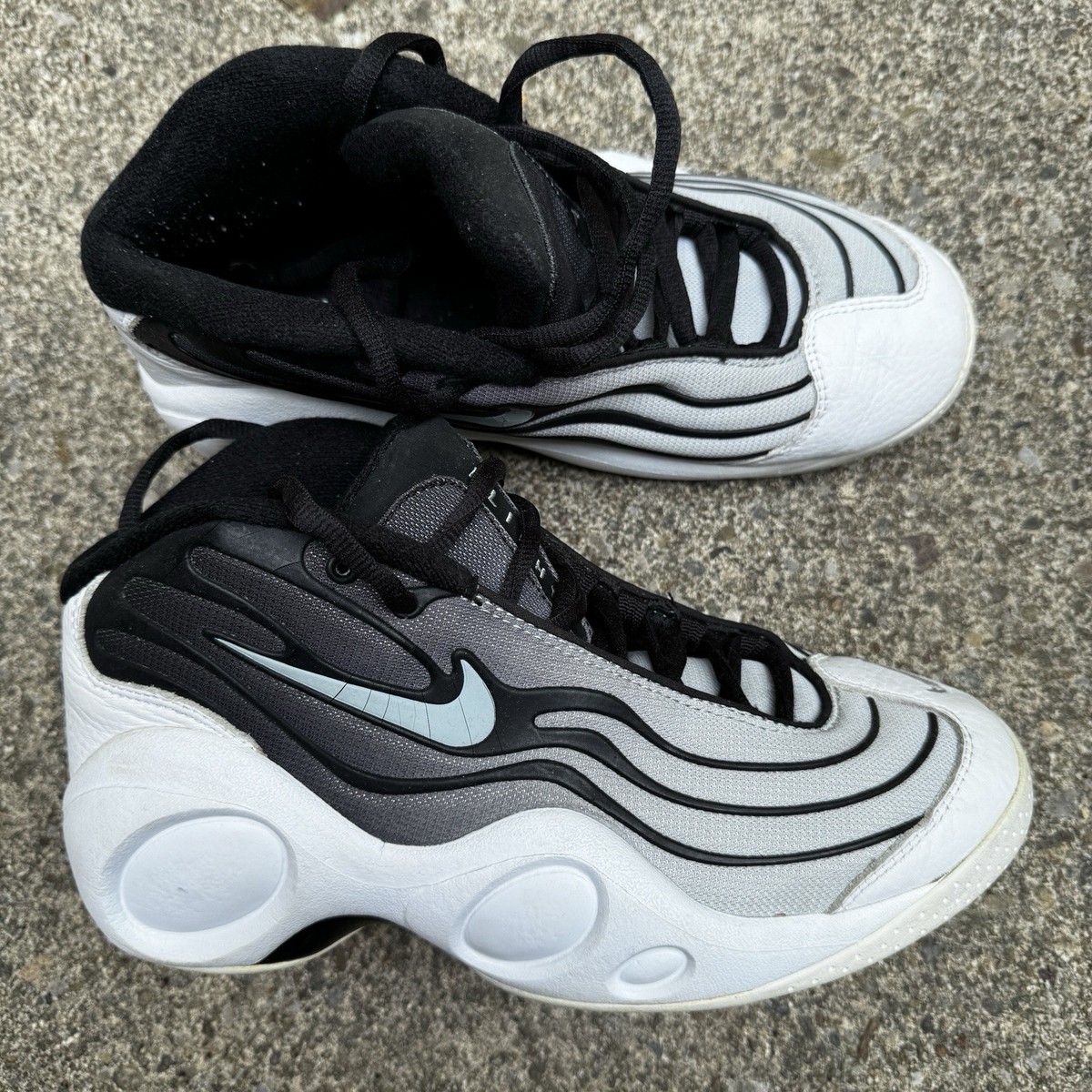 nike air flight motion