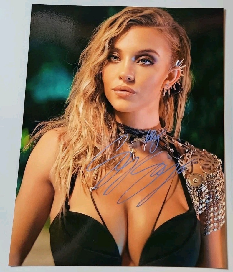 SYDNEY SWEENEY Autographed 8.5x11  Photo - with COA