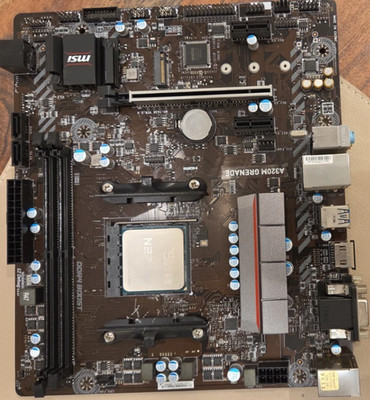 MSI A320M GRENADE MicroATX AM4 Mainboard mit Ryzen 7 1700X 3,4GHz 8C