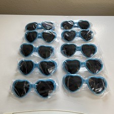 Lotto di 10 occhiali da sole per bambini blu a forma di cuore nuovi