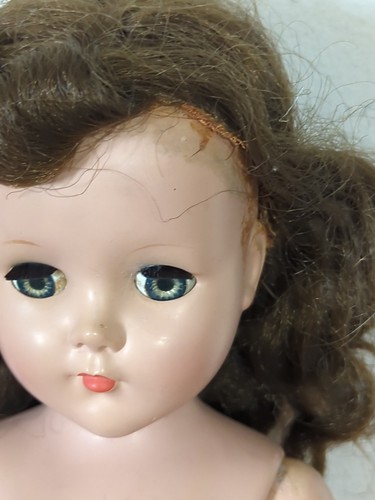 Muñeca antigua 16 3/4" ojos verdes, pelo castaño sin marca Nanette o Nancy Lee? Leer - Imagen 3 de 18