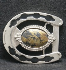 WE11165  NOS  REALLY NICE VINTAGE 1970s HORSESHOE ARTWORK FASHION BELT BUCKLE