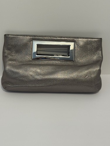 Michael Michael Kors Womens Metallic Leather Snap Closure Clutch Bag Silver - Picture 3 of 13