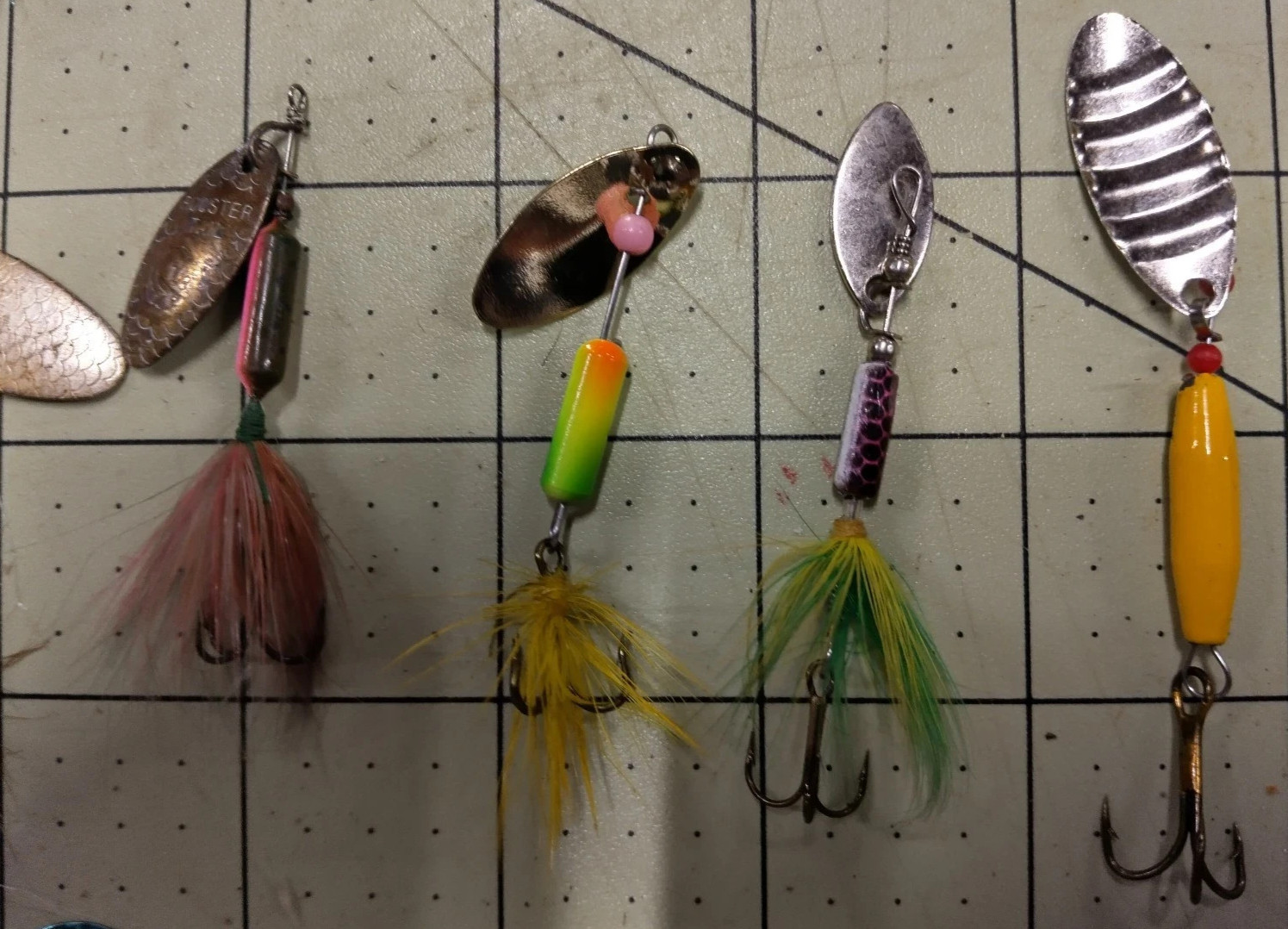 Lot of 18 Vintage Inline Spinners, lots of different brands, Very Nice - Image 3