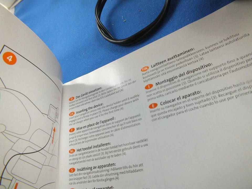 NAVIGON 40 Easy DEutschland Frankreich Greace Holland mit Zubehörpaket Navi OVP - Bild 2 von 4