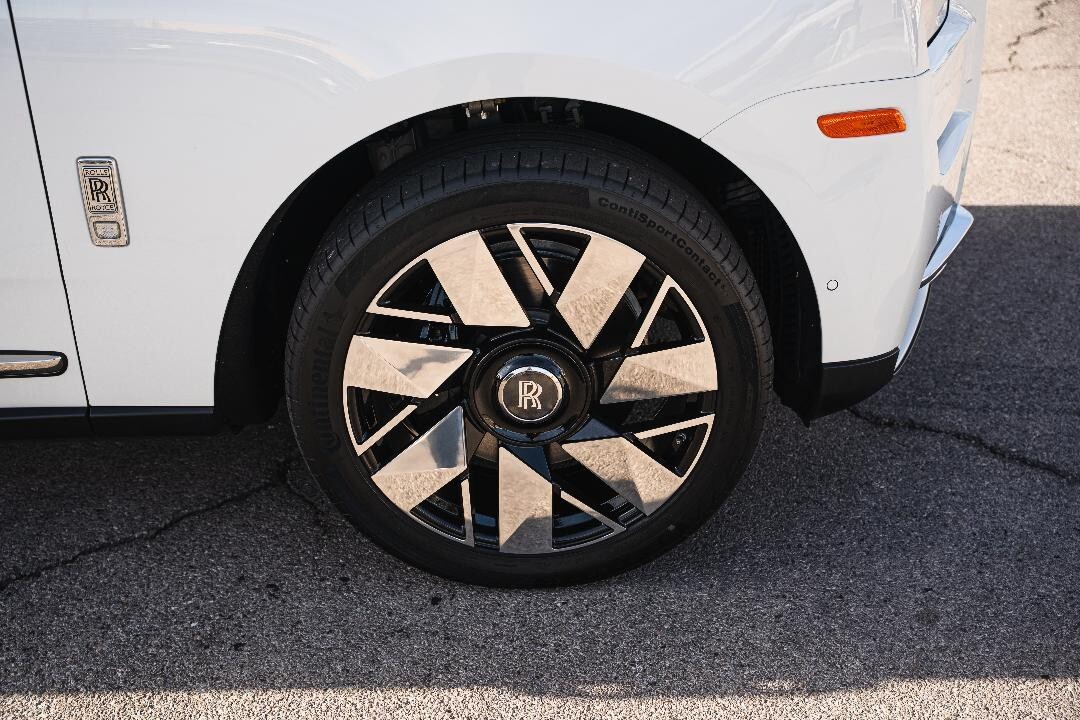 22 ROLLS ROYCE CULLINAN wheels  -2023 2019 2020 2021- 2023 (4)  upgrade today