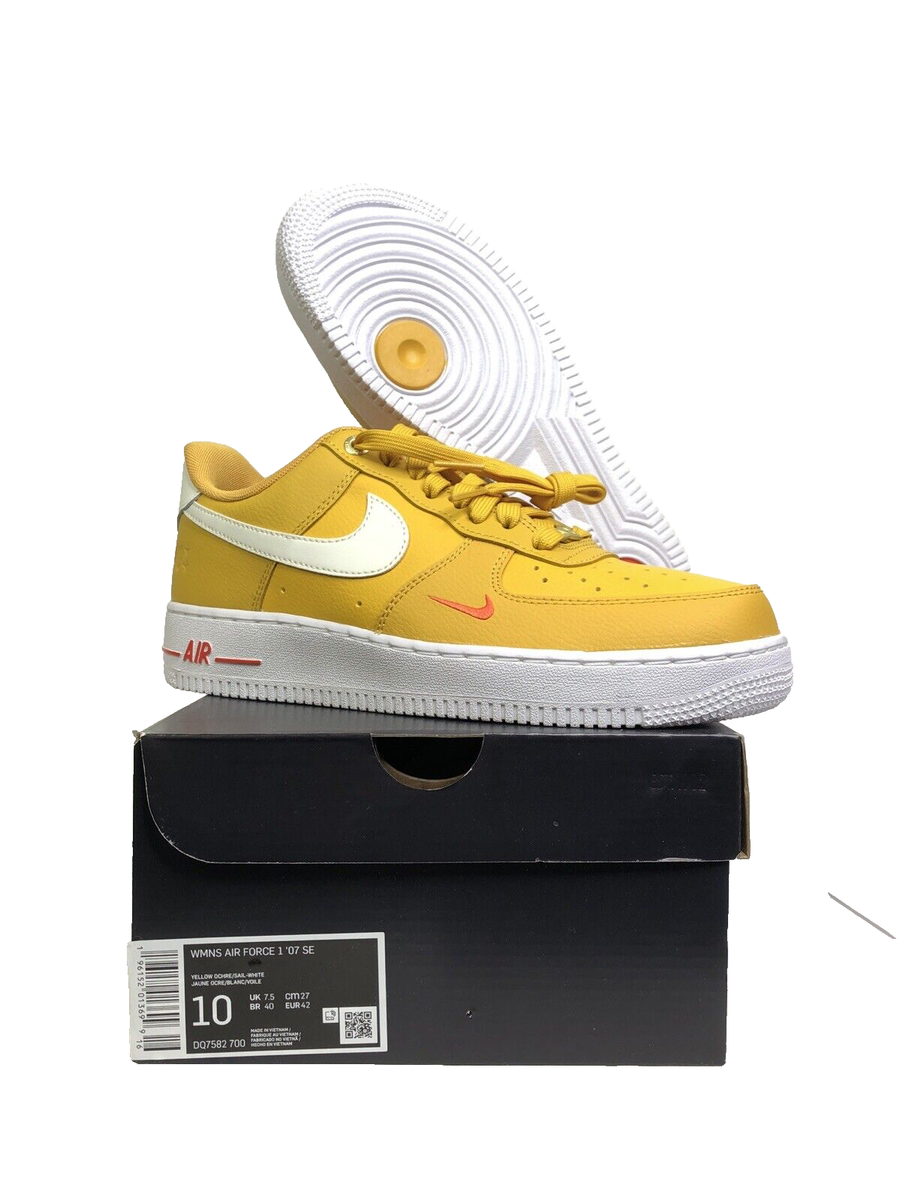 NEW Nike Air Force 1 Size 10 Low 07 SE Yellow Ochre Sail