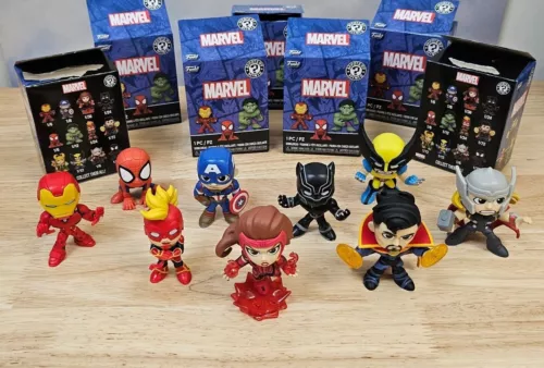 Marvel 2024 Classics Mystery Minis Mini-Figure Display