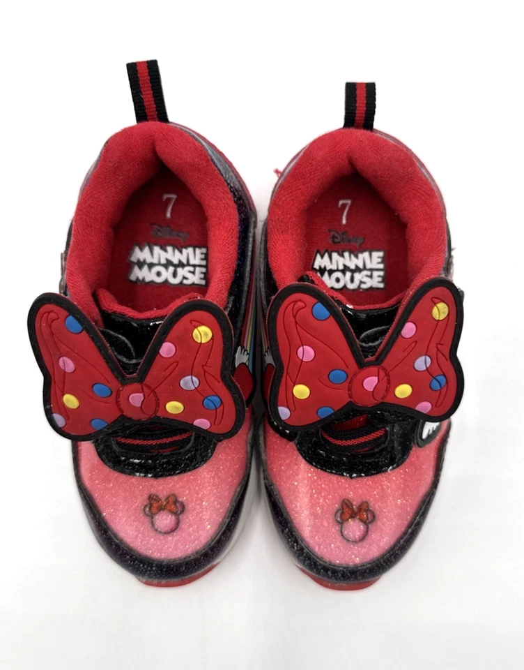 Zapatos de tenis rojos iluminados Minnie Mouse para niñas pequeñas talla 7 Foto 2 de 4