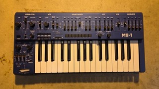 Behringer MS 1 Analog Keyboard Synthesizer Blue
