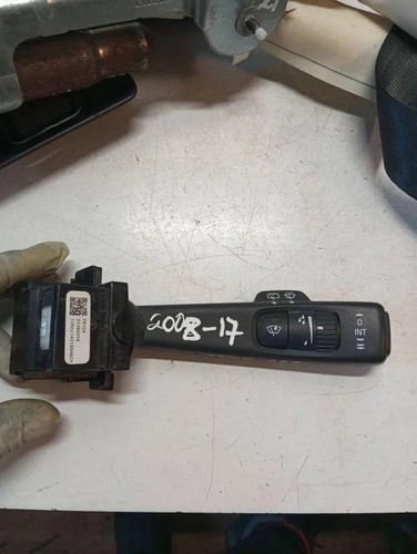 VOLVO V60 Wischergriff 31394008 2.00 Diesel 120kw 2015 33132499