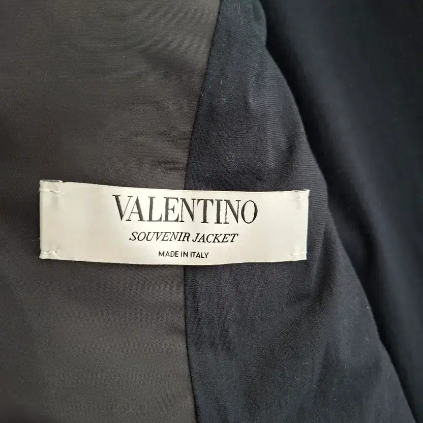 Valentino Souvenir Jacket Made in Italy with Wolf Print, M thumbnail 3