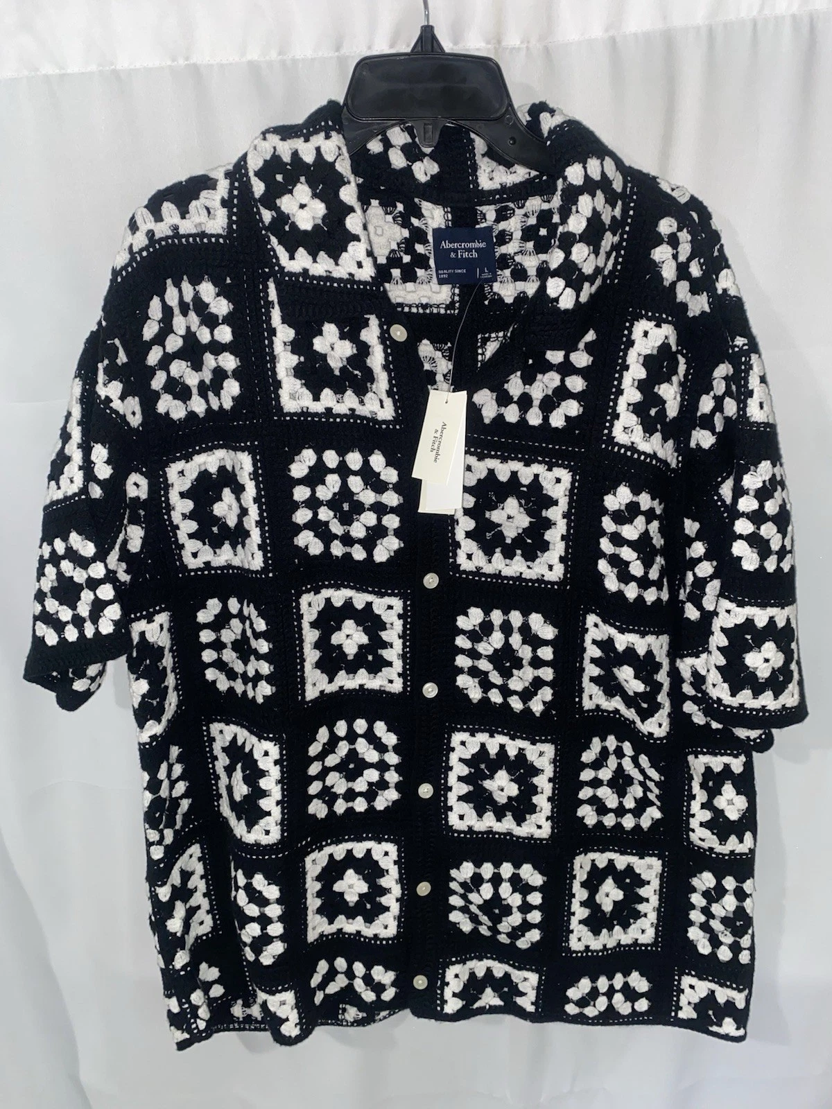 NWT Abercrombie Crochet Pattern Button-Up Sweater Polo Mens Large Black White