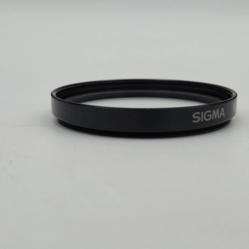 Sigma MC Normal 46mm Tjreaded Filter w/ Case - MADE IN JAPAN - VERY CLEAN - Image 3 of 4