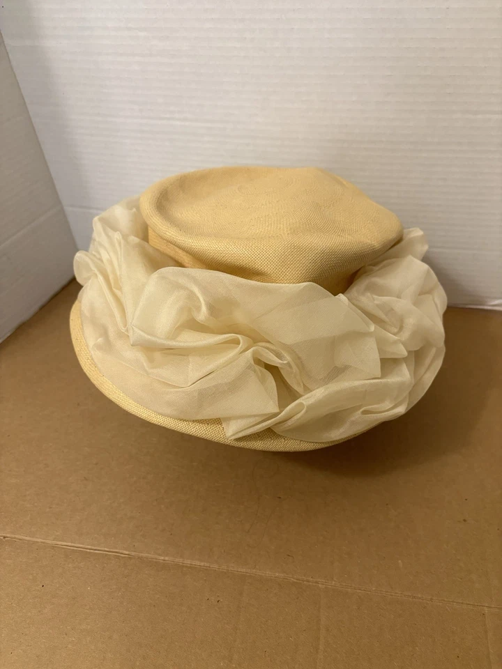 Vintage Chiffon & Straw Cloche Hat By Suzy Of California O/S - Image 4 of 4