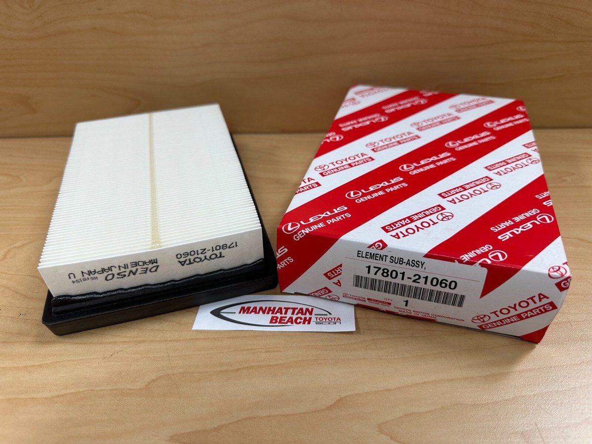 プリシラ GENUINE TOYOTA AIR FILTER 16-22 PRIUS, 17-22 PRIUS PRIME 17801