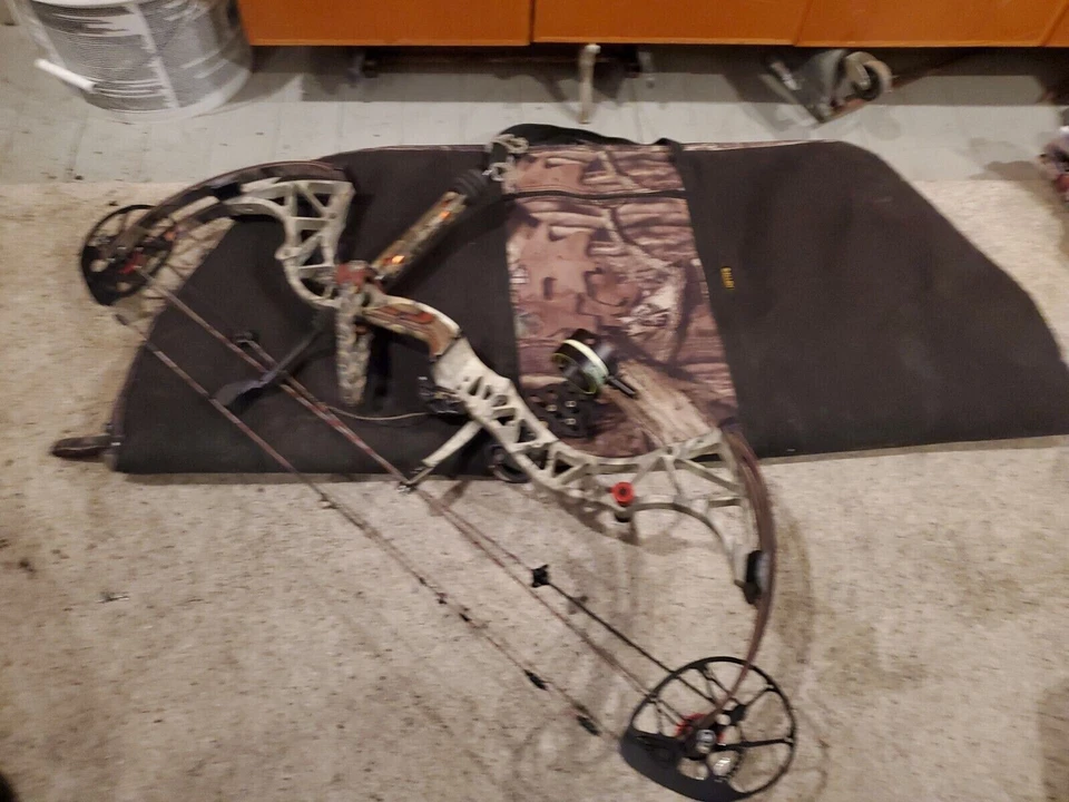 🎯🔥Bowtech Invasion CPX RH Ready to Hunt Package 60# 26-30" 343fps!🔥🎯 - Image 3 of 4