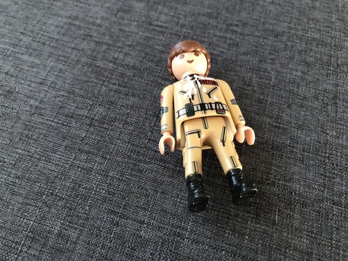 Playmobil 9221 Ghostbusters: Action Figure Ray Stantz Loose No Accessories - Picture 6 of 6
