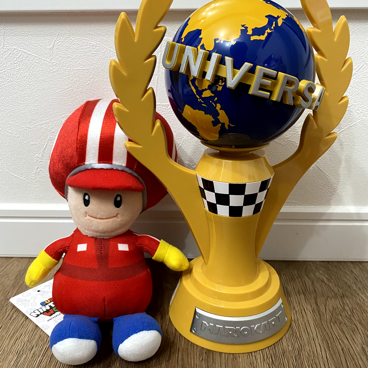Super Nintendo World Limited TM MarioKart Trophy & Toad Racer Set