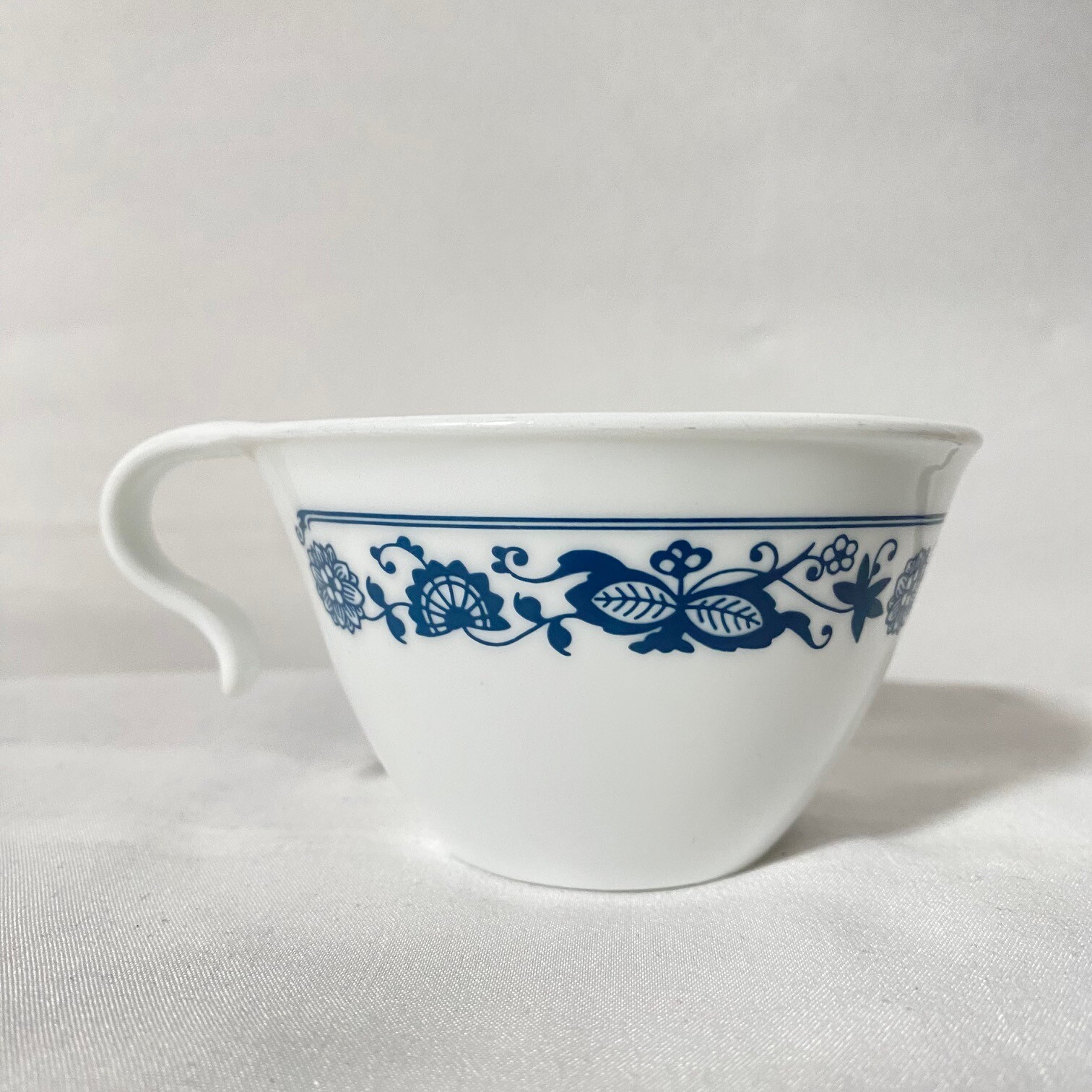 Vintage Corelle Old Town Blue ( Blue Onion ) Dinnerware - by