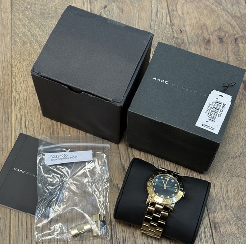 Marc By Marc Jacobs Amy MBM3166 Blue Dial Crystals Round Dial Women's Watch-EUC - Picture 3 of 7