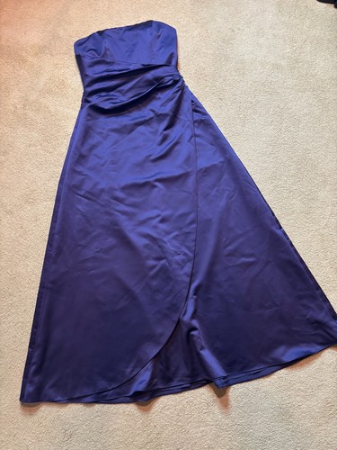 David's Bridal Strapless PURPLE Bridesmaid Evening Gown Dress Formal Prom 10