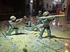 Lot Of 5 Vintage Manoil Soldiers Broken