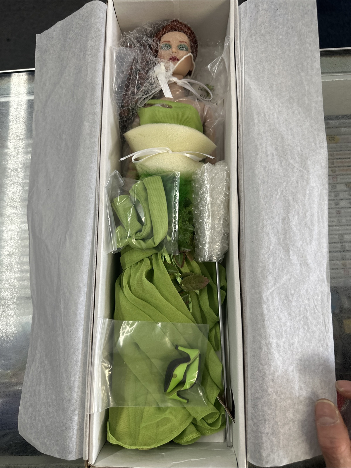 Tonner DC Stars 16" Sealed With a Kiss Poison Ivy Doll New NRFB