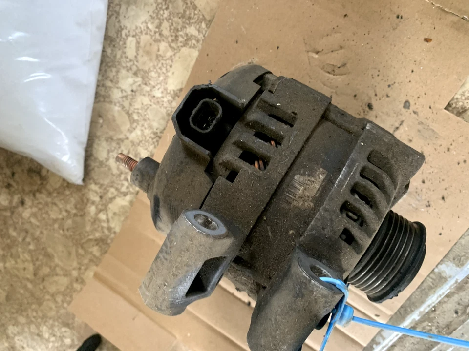 Engine Motor Alternator Traverse 2008 2010 Chevrolet 3.6L V6 Power Generator OEM - Image 2 of 3