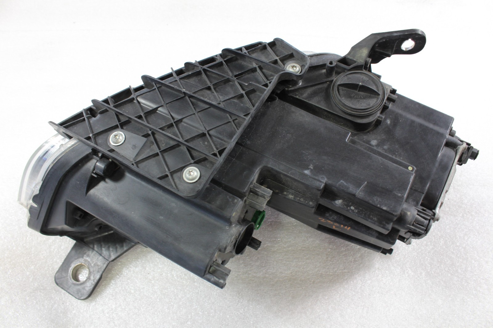 2015 Maserati Ghibli, LH, Left, Headlamp / Headlight, Used, P/N 670005476