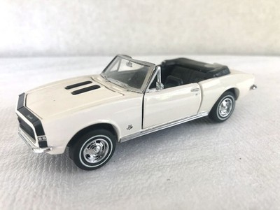 Franklin Mint Chevrolet Camaro Convertible 1967 - 1/43 Diecast Boxed