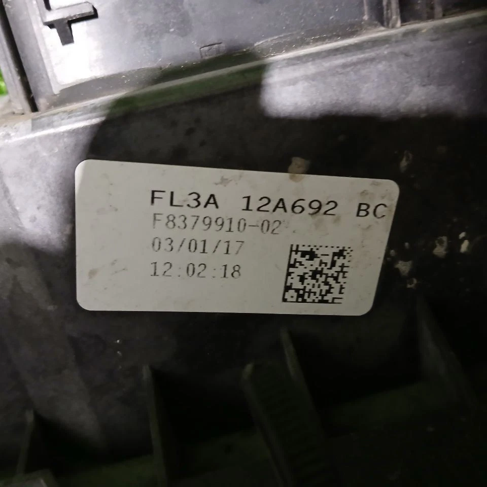 Módulo de control electrónico ECM del motor 3,7 L compatible con Lincoln Continental 579459 17-20 Foto 3 de 4