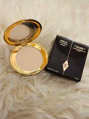 Charlotte Tilbury Airbrush einwandfreies Oberflächenpulver volle Größe 8g fair