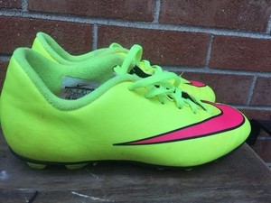 hot pink cleats