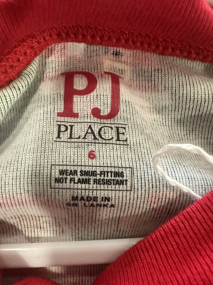 Children’s place Christmas pajama set size 6 - Image 2 of 2