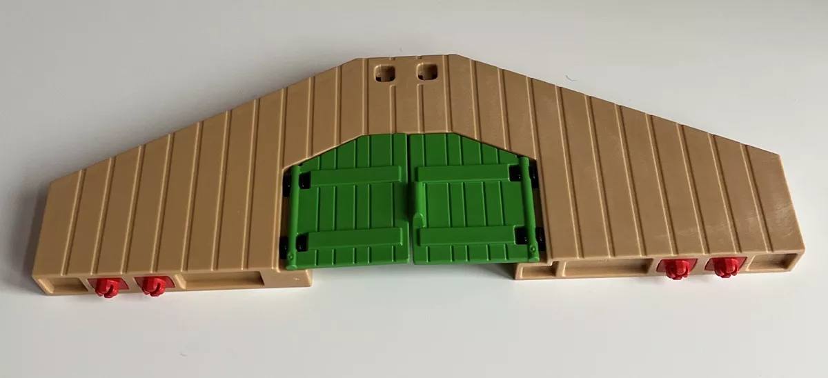 Playmobil 5119 Country Farm Barn Spare Barn Piece With Doors 2 P1
