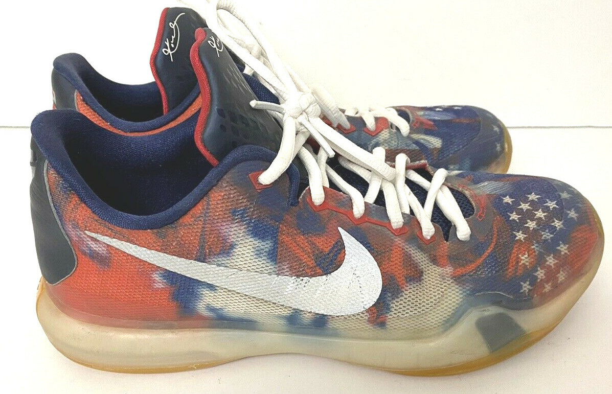 Kobe Bryant Kids Shoes ~ aurora