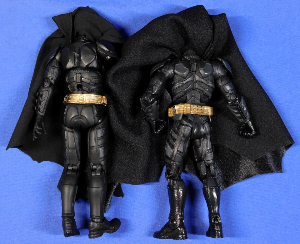 BATMAN DARK KNIGHT MAFEX AND REVOLTECH PARTS LOT - Image 3 of 4