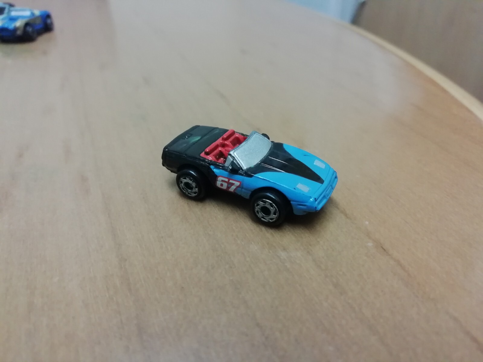 Picture 2 of 5