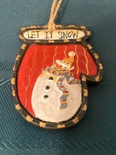 Tii Collections wood Snowman Glove Ornament let it snow W2021
