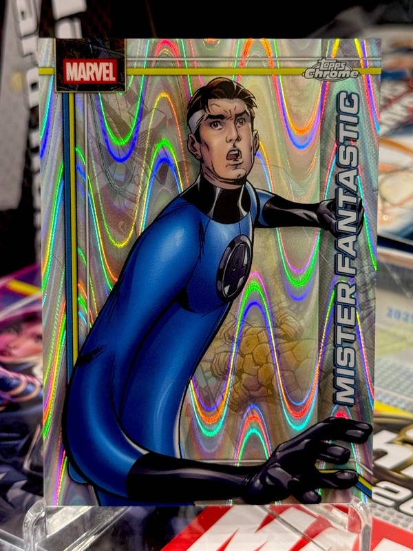2026 Topps Chrome Marvel Mister Fantastic RayWave Refractor SP #079 Fantastic 4