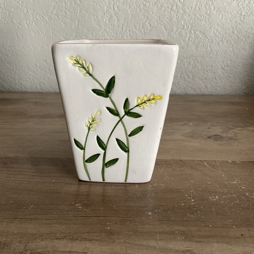 CERAMIC PLANTER POT FLOWERS BUTTERFLY etched Vase Garden Country Cottage - Picture 2 of 6