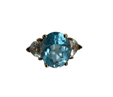 Solid 14K Yellow Gold Blue and White Topaz Ring Size 8